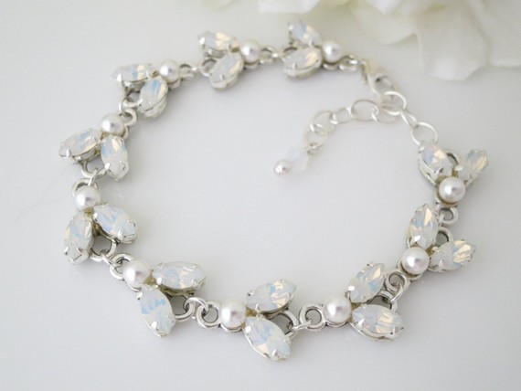 Bridal Jewelry Bracelet Clear White