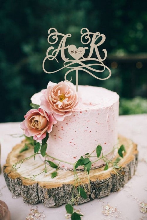 27 of the Cutest Wedding Cake Toppers You'll Ever See | Custom wedding cake  toppers, Wedding cake toppers, Rustic wedding cake toppers