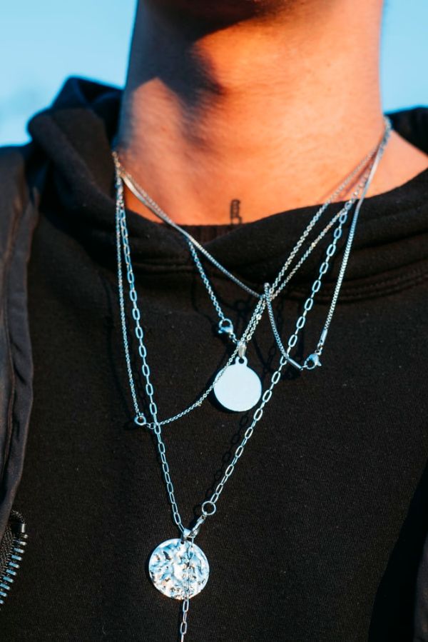 Do not over complicate wearing necklaces for men