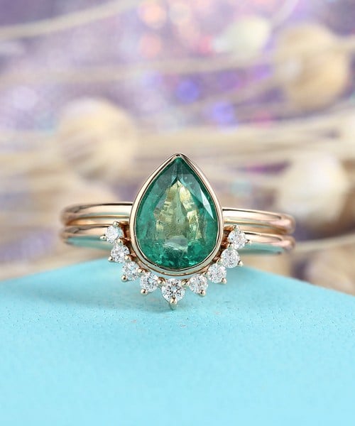 Emerald Rings Designs