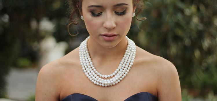 Pearl Necklaces for Women