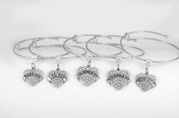 5 Sisters Bracelets Set