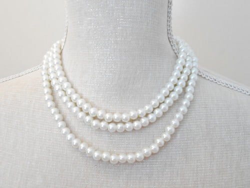 Small Single Pearl Necklace