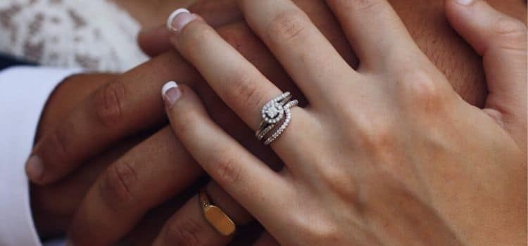 stunning princess cut engagement ring